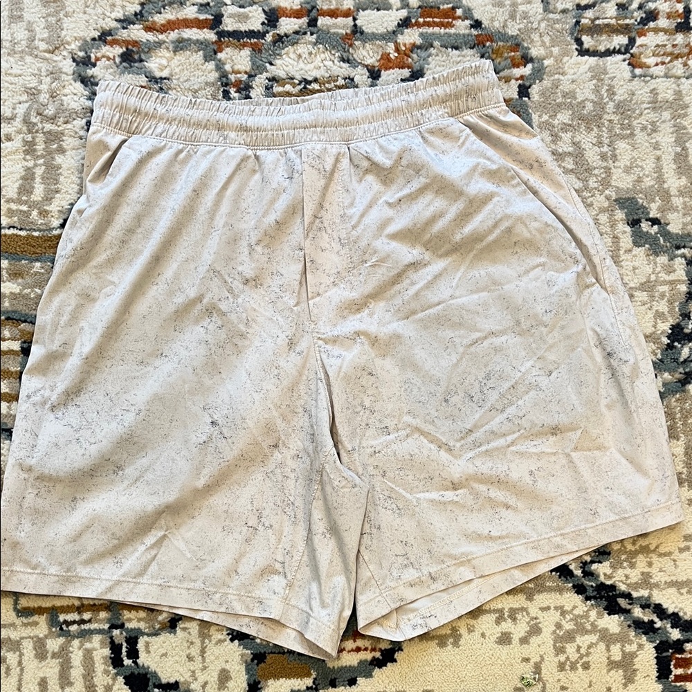 Lululemon Men’s Light Gray Athletic Shorts